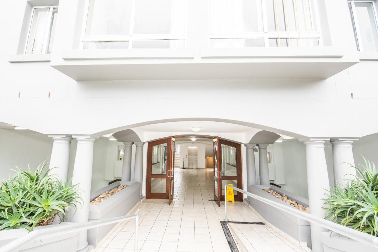 Apartment Greenpoint Mews 17, Plettenberg Bay